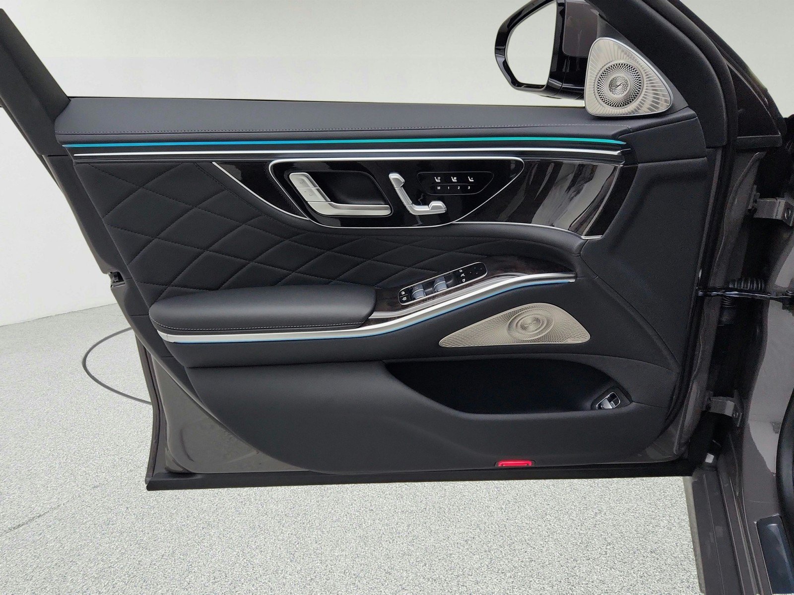 New 2027 Mercedes-Benz S 580 4MATIC Sedan image 22