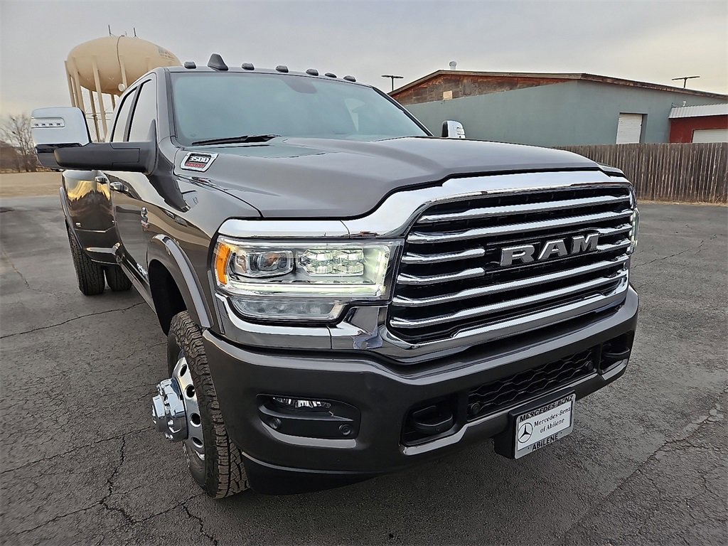 Used 2024 RAM 3500 Limited image 11
