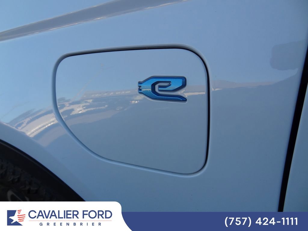 Used 2024 Jeep Grand Cherokee Trailhawk w/ Advanced Protech Group II image 16