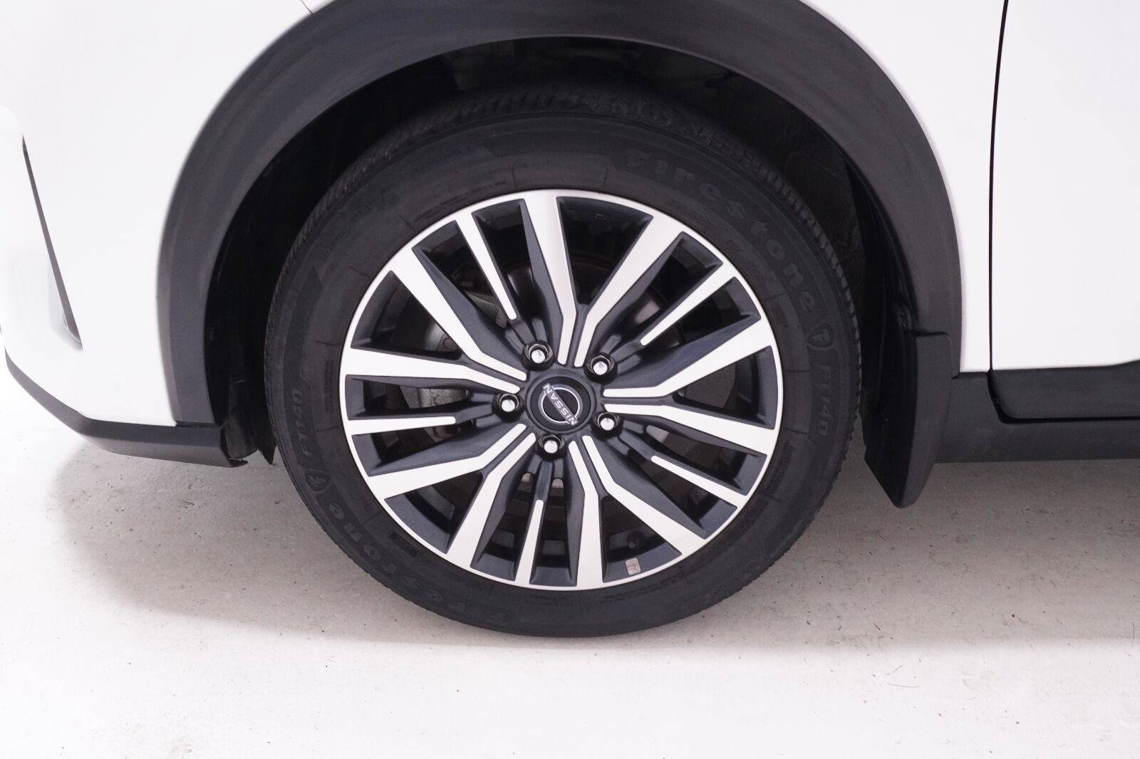 Used 2023 Nissan Kicks SV w/ Exterior Package FWD image 34