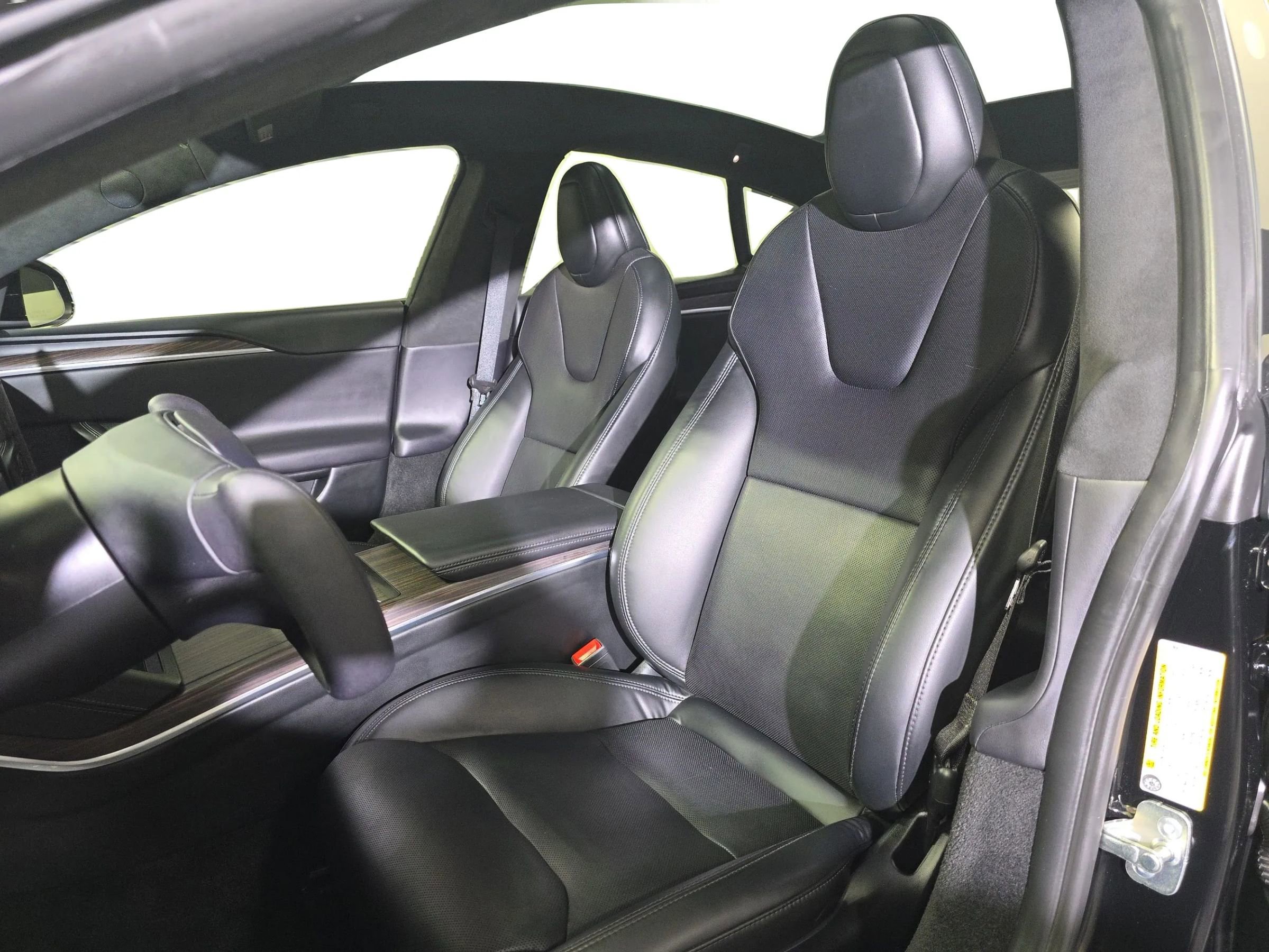 Used 2023 Tesla Model S Standard Range AWD/4WD image 9
