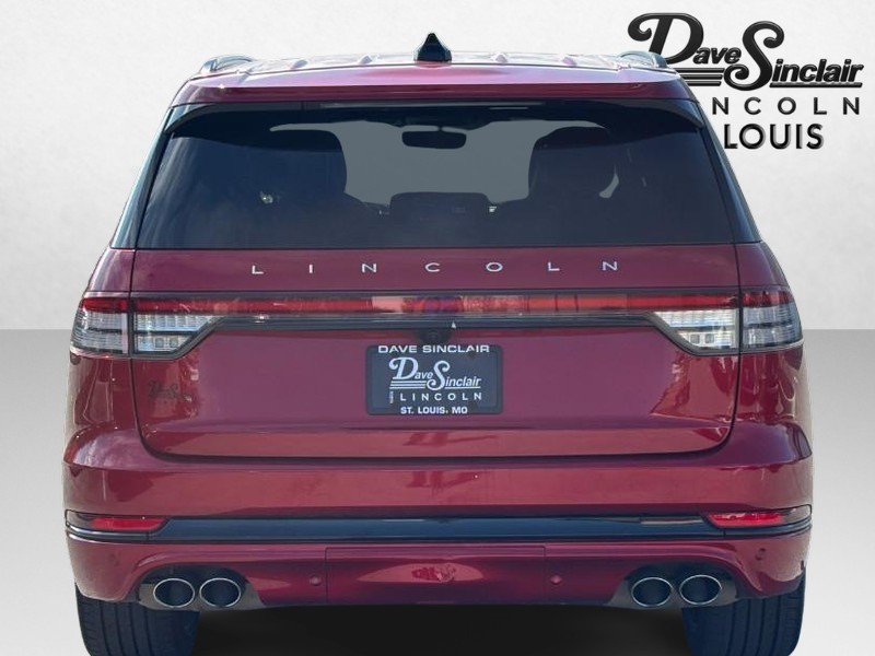 Used 2025 Lincoln Aviator Reserve w/ Equipment Group 201A AWD/4WD image 6