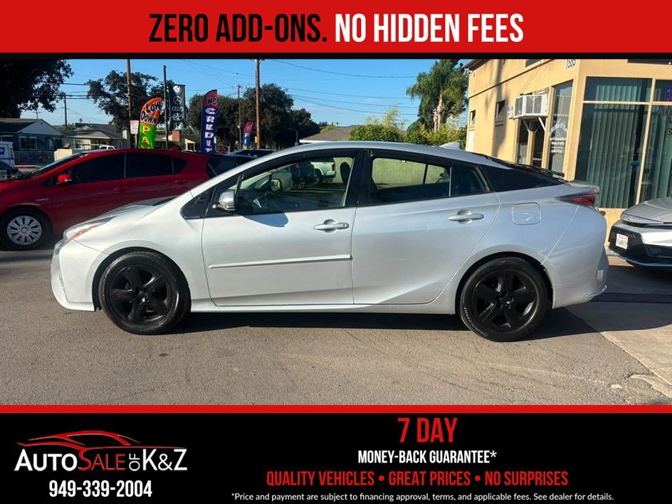 Used 2016 Toyota Prius Three Touring FWD image 12
