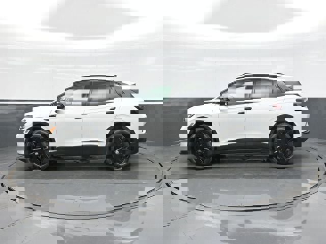 New 2025 Volkswagen ID.4 Pro S image 4