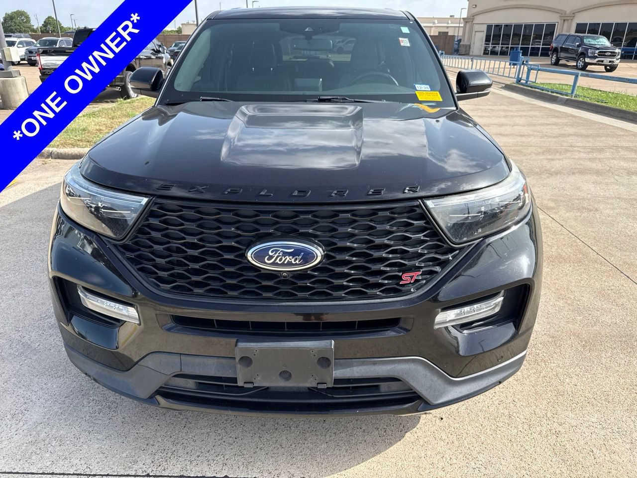 Used 2021 Ford Explorer ST w/ Equipment Group 401A AWD/4WD image 2