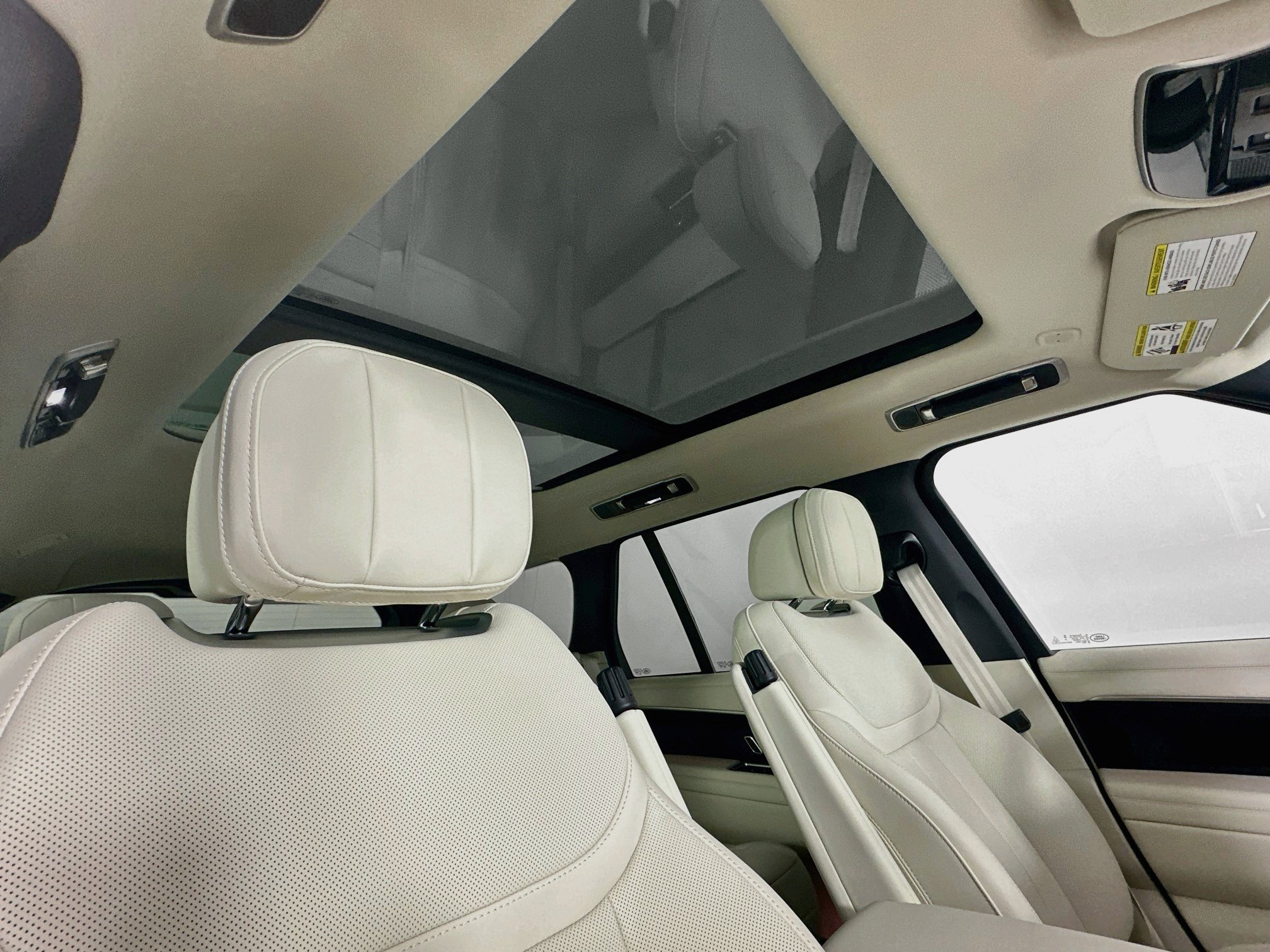 New 2027 Land Rover Range Rover SE AWD/4WD image 28