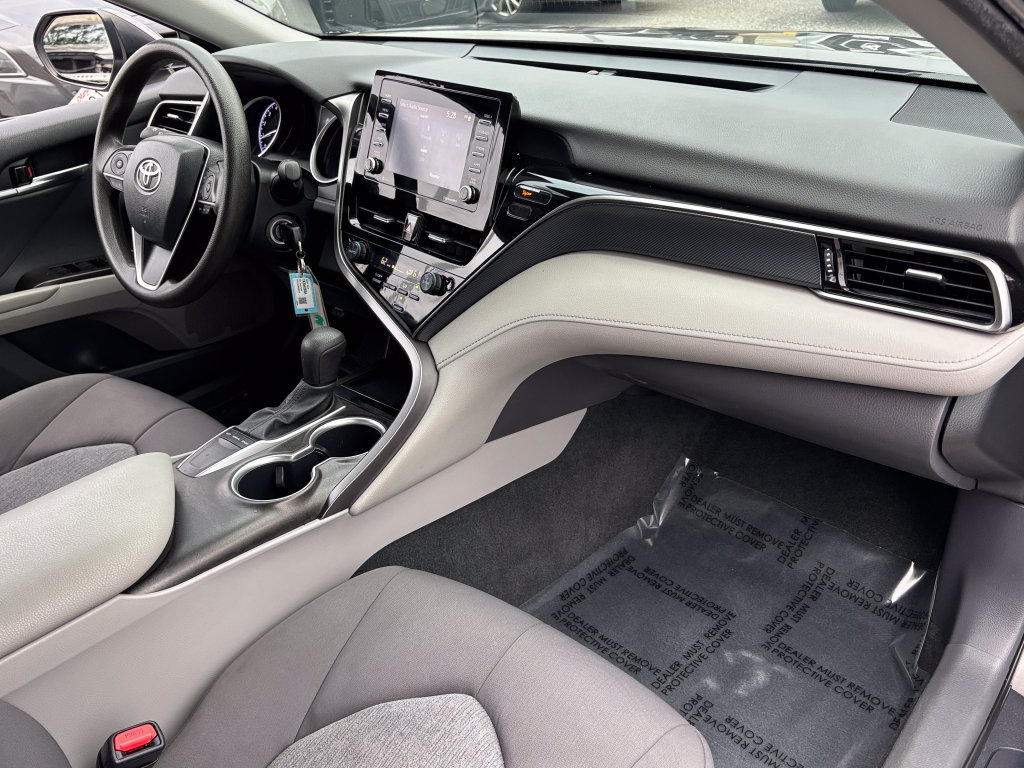 Used 2022 Toyota Camry LE FWD image 35