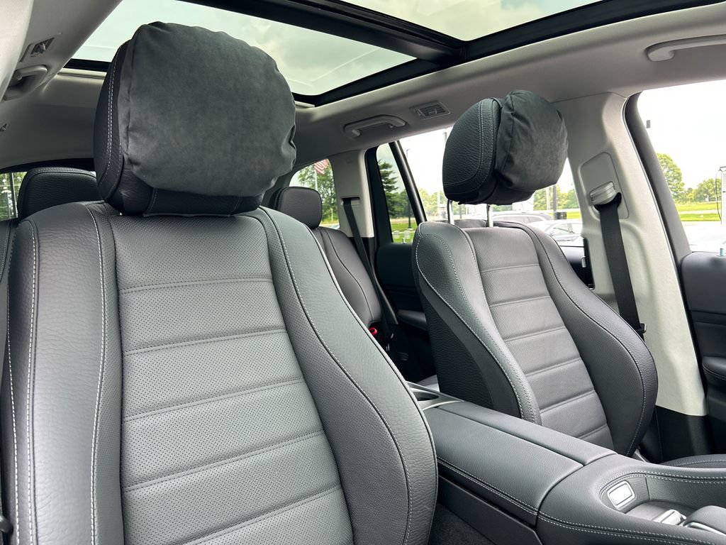 New 2026 Mercedes-Benz GLS 450 4MATIC image 29
