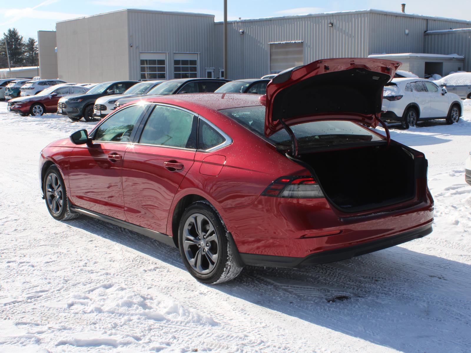 Certified 2023 Honda Accord EX image 7