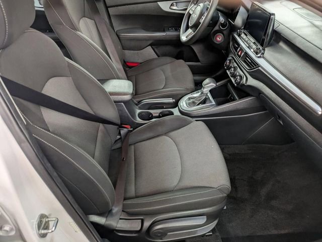 Used 2023 Kia Forte LXS FWD image 30