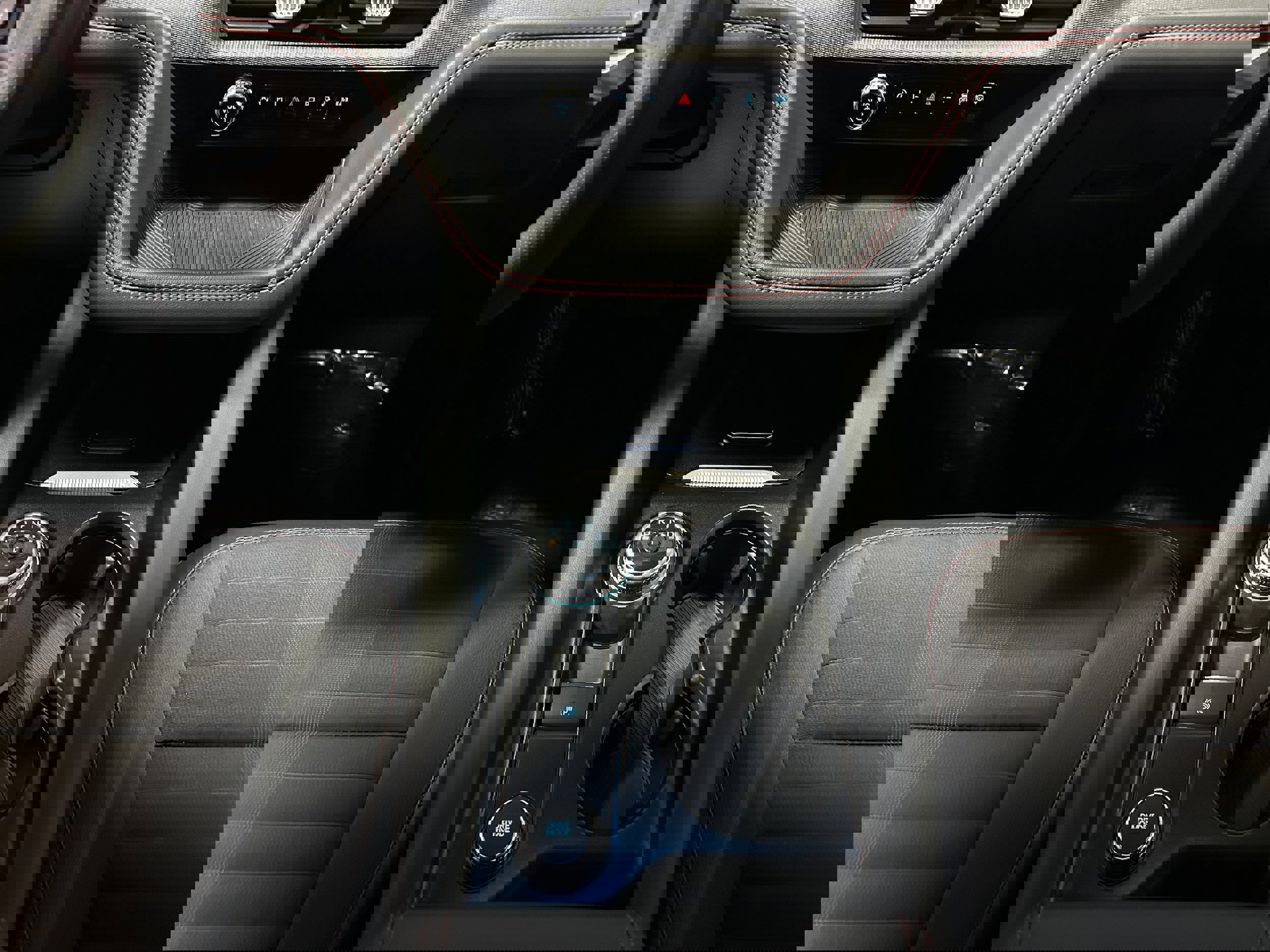 Certified 2025 Ford Explorer ST-Line image 24