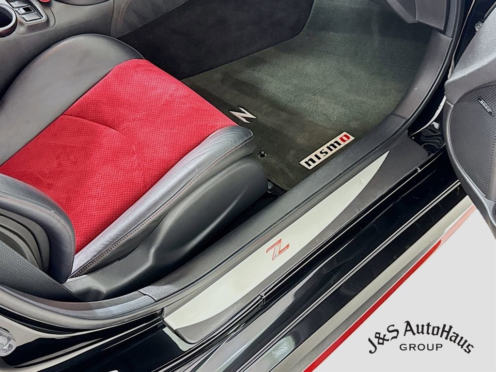 Used 2019 Nissan 370Z NISMO RWD image 32