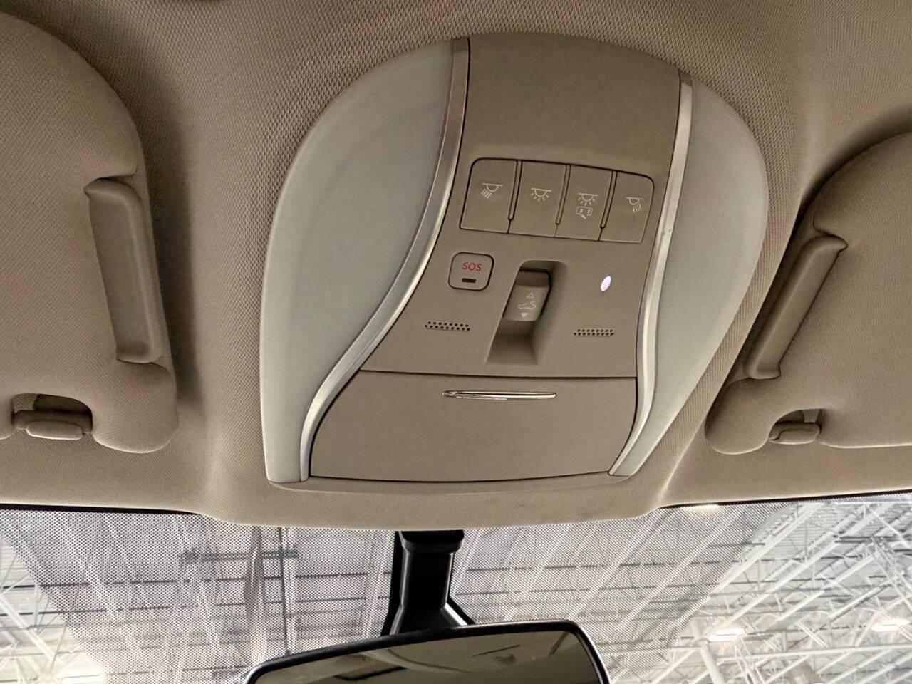 Used 2019 INFINITI QX60 Luxe w/ Essential Package image 17