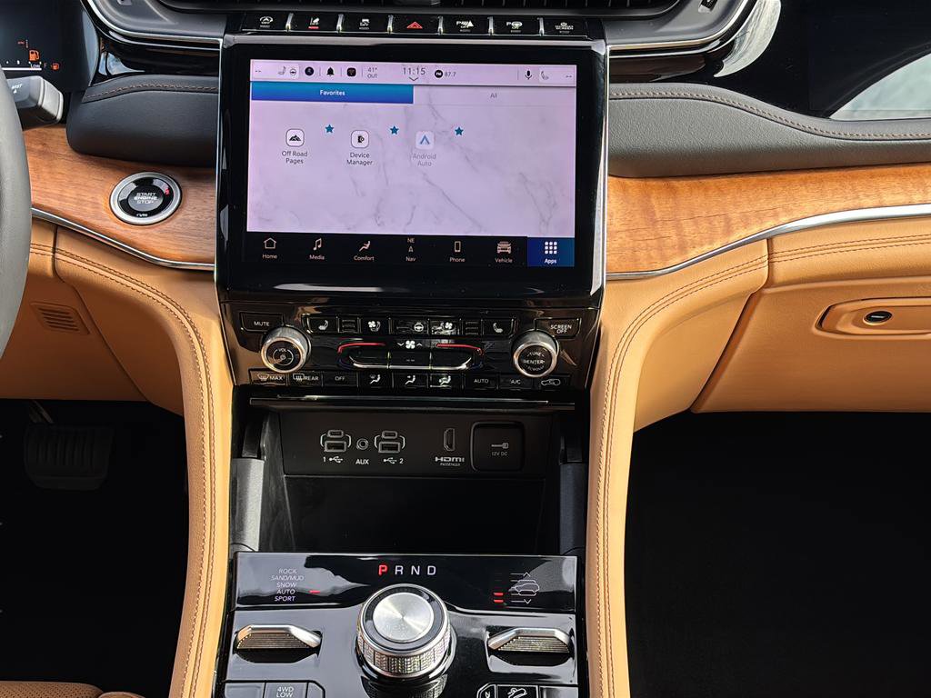 Used 2024 Jeep Grand Cherokee L Summit image 24