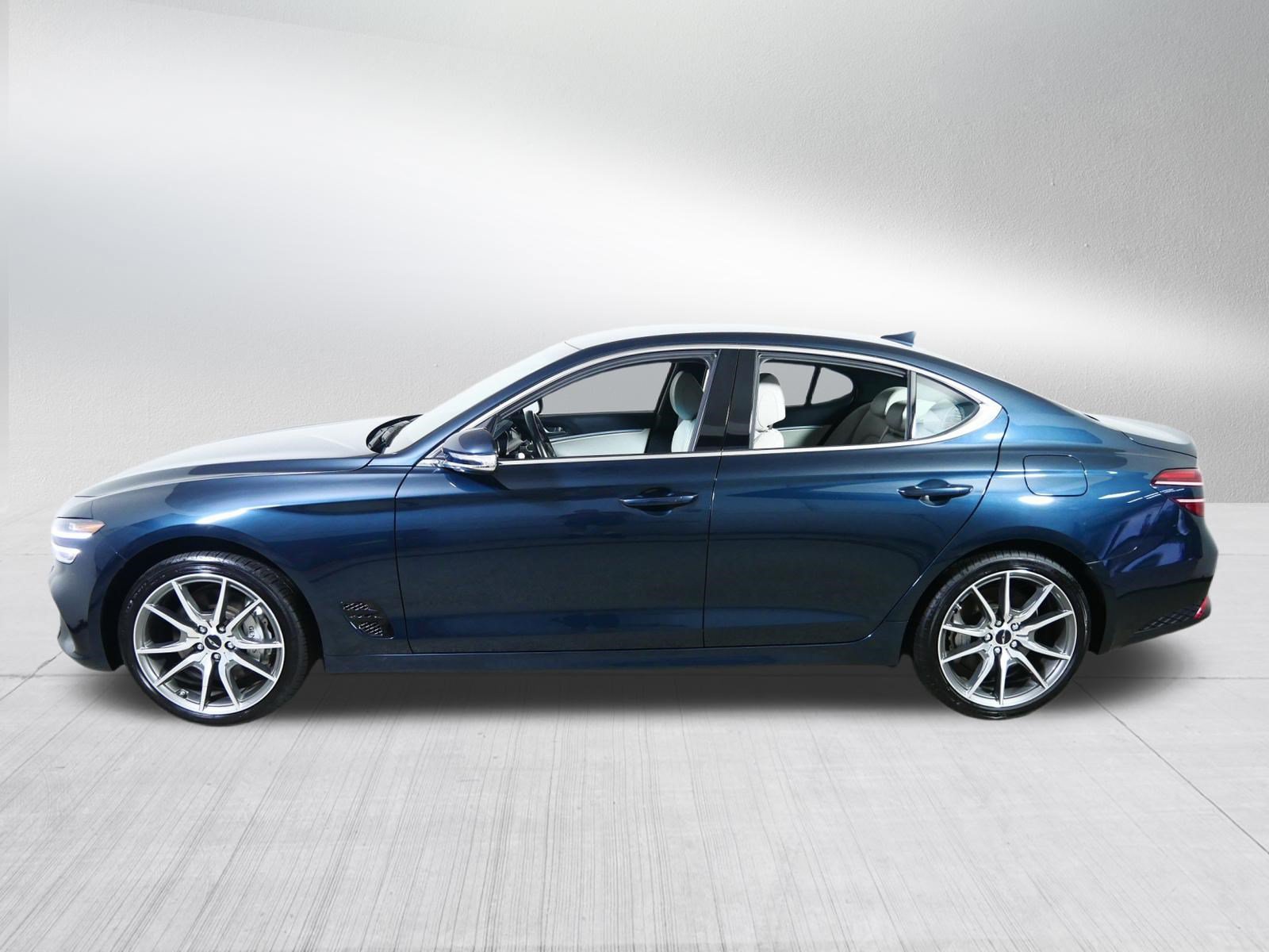 Used 2024 Genesis G70 2.5T AWD/4WD image 4