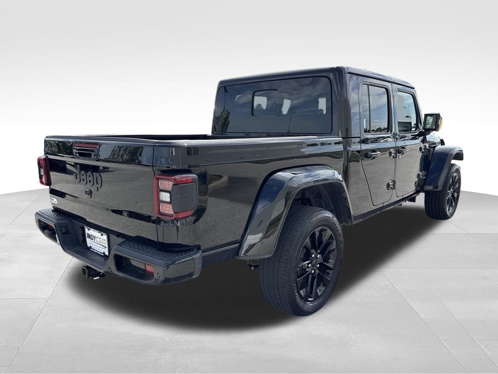 Used 2023 Jeep Gladiator Overland AWD/4WD image 5
