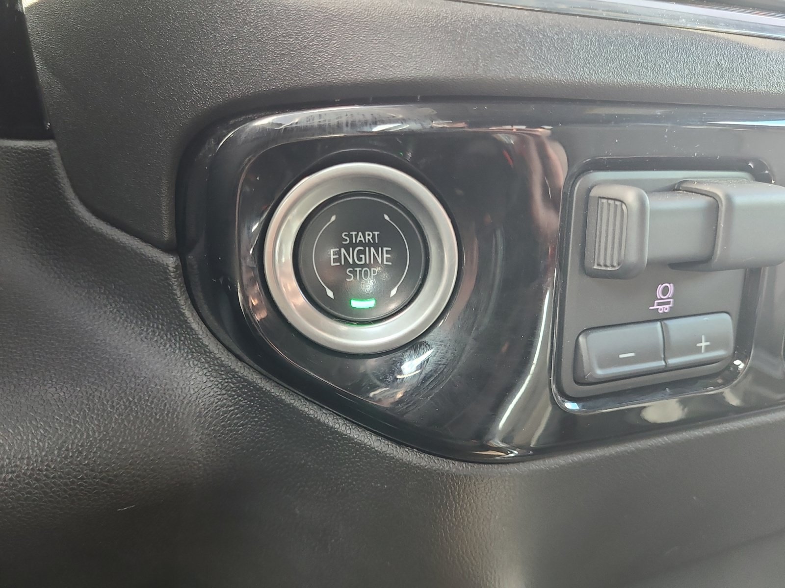 Certified 2024 Chevrolet Silverado 1500 RST w/ RST All Star Premium Package AWD/4WD image 30