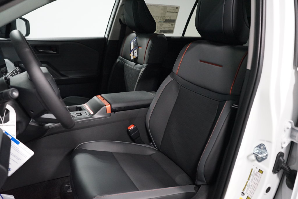 New 2026 Toyota RAV4 AWD image 28