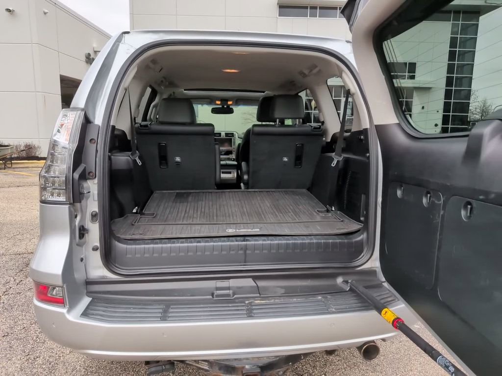 Used 2019 Lexus GX 460 Premium image 10