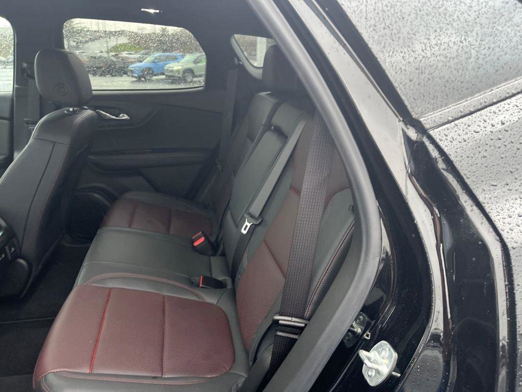 Used 2025 Chevrolet Blazer RS FWD image 22