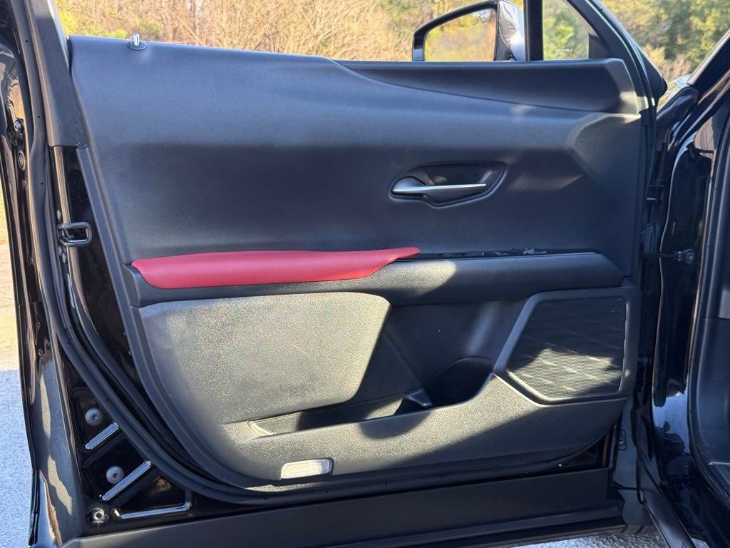 Used 2019 Lexus UX 250h F Sport w/ F Sport Premium Package image 21