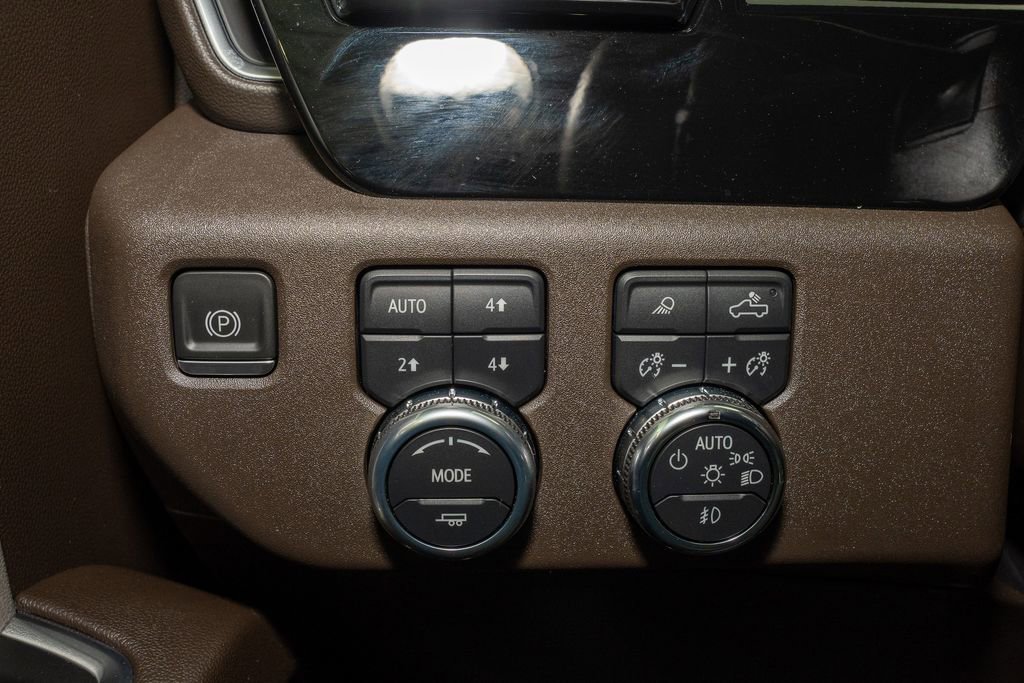 Used 2022 GMC Sierra 1500 SLT w/ SLT Convenience Package image 19