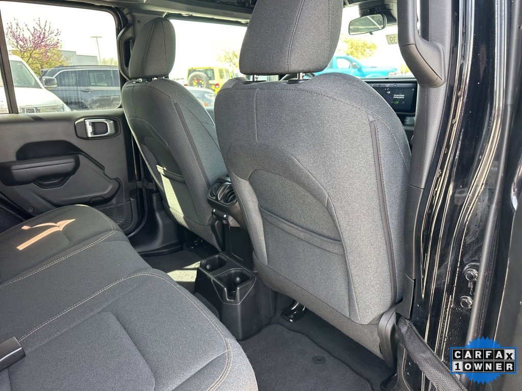 Used 2024 Jeep Wrangler Sport S image 46