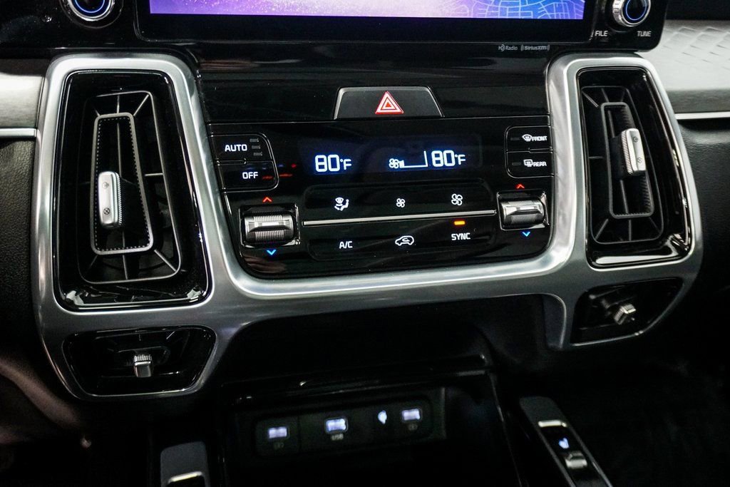 Used 2023 Kia Sorento SX image 26