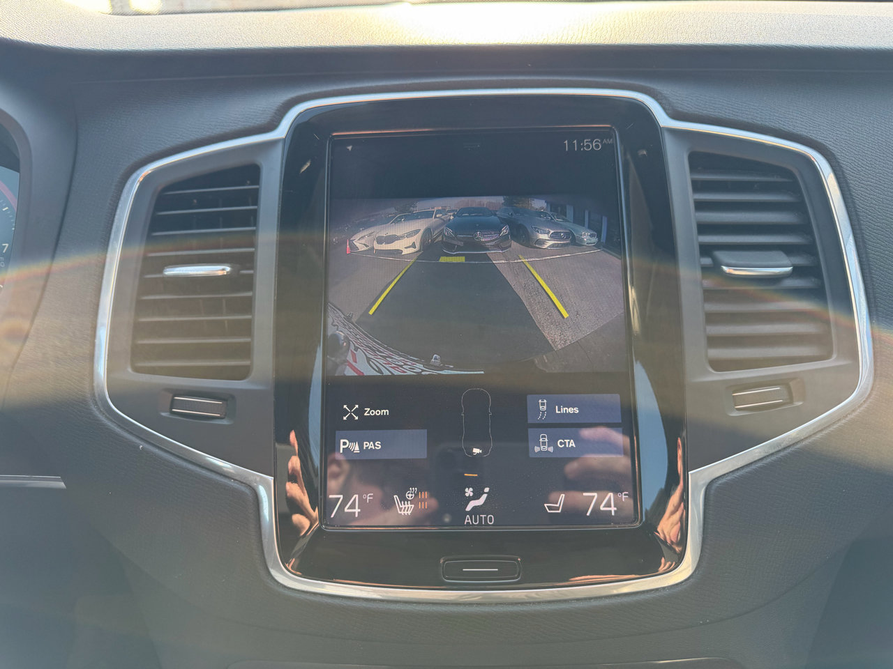 Used 2019 Volvo XC90 T6 Momentum w/ Protection Package Premier image 20