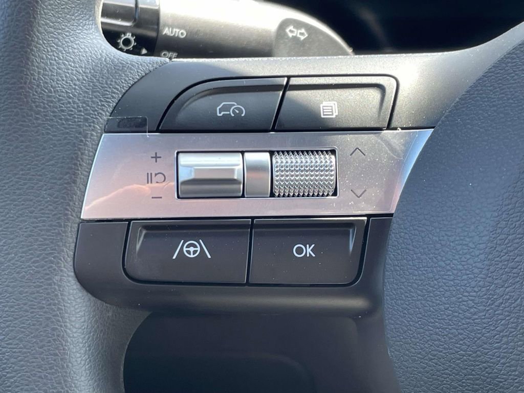 New 2026 Hyundai Santa Cruz SE FWD image 18