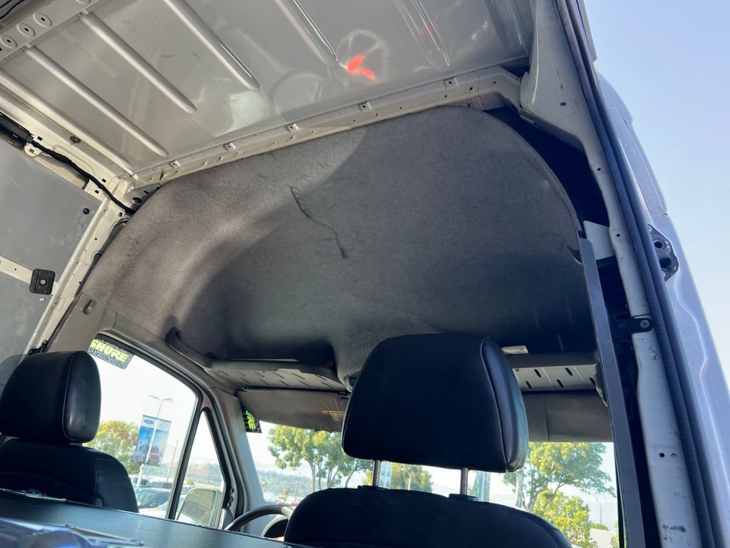 Used 2017 Mercedes-Benz Sprinter 2500 image 17
