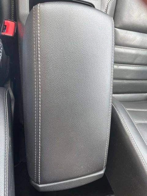Used 2018 Ford Escape Titanium w/ Ford Safe & Smart Package AWD/4WD image 38