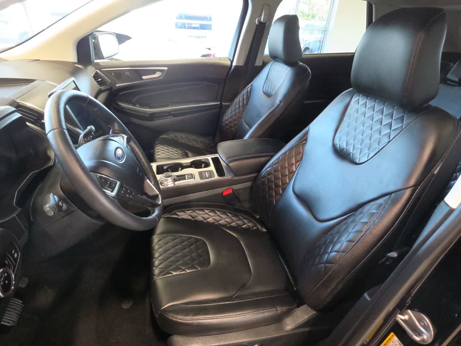 Used 2024 Ford Edge Titanium AWD/4WD image 14