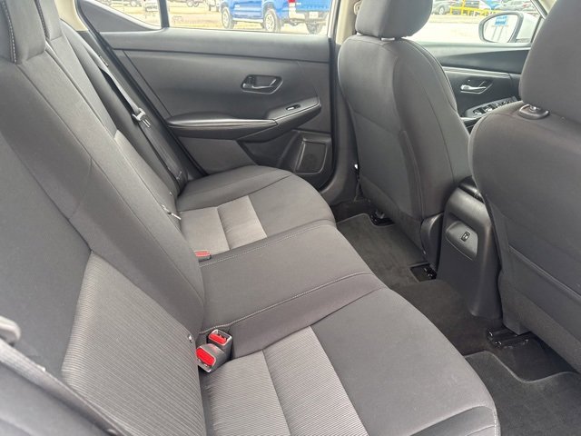 Used 2024 Nissan Sentra SV image 17