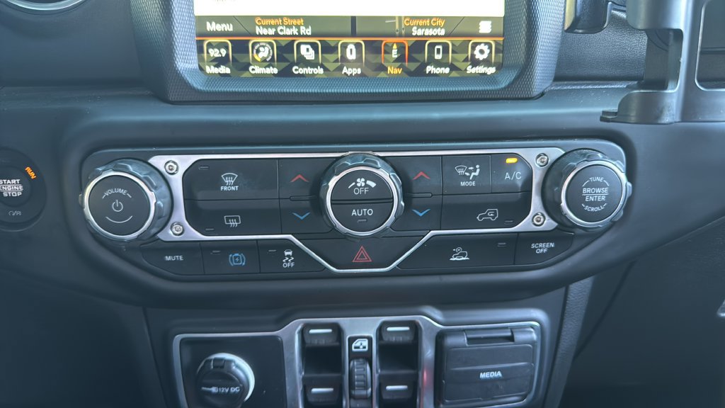 Used 2021 Jeep Wrangler Unlimited Sahara AWD/4WD image 23