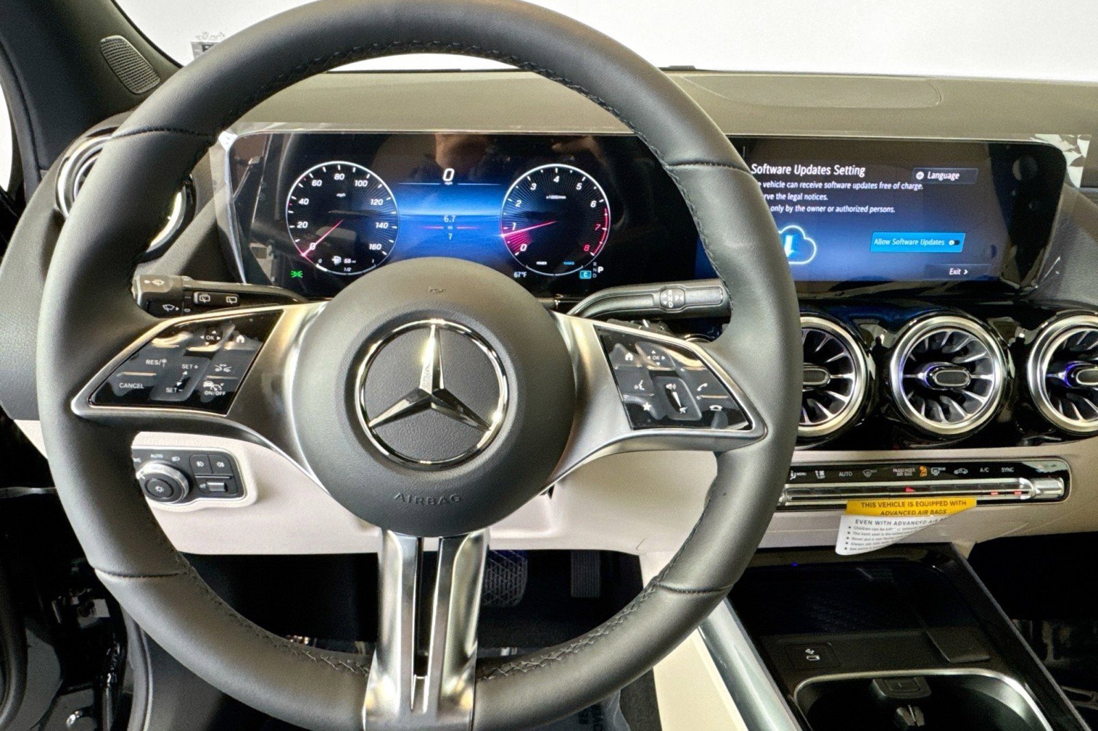 New 2026 Mercedes-Benz GLA 250 4MATIC image 11