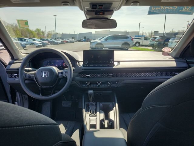 Certified 2025 Honda Accord SE image 22