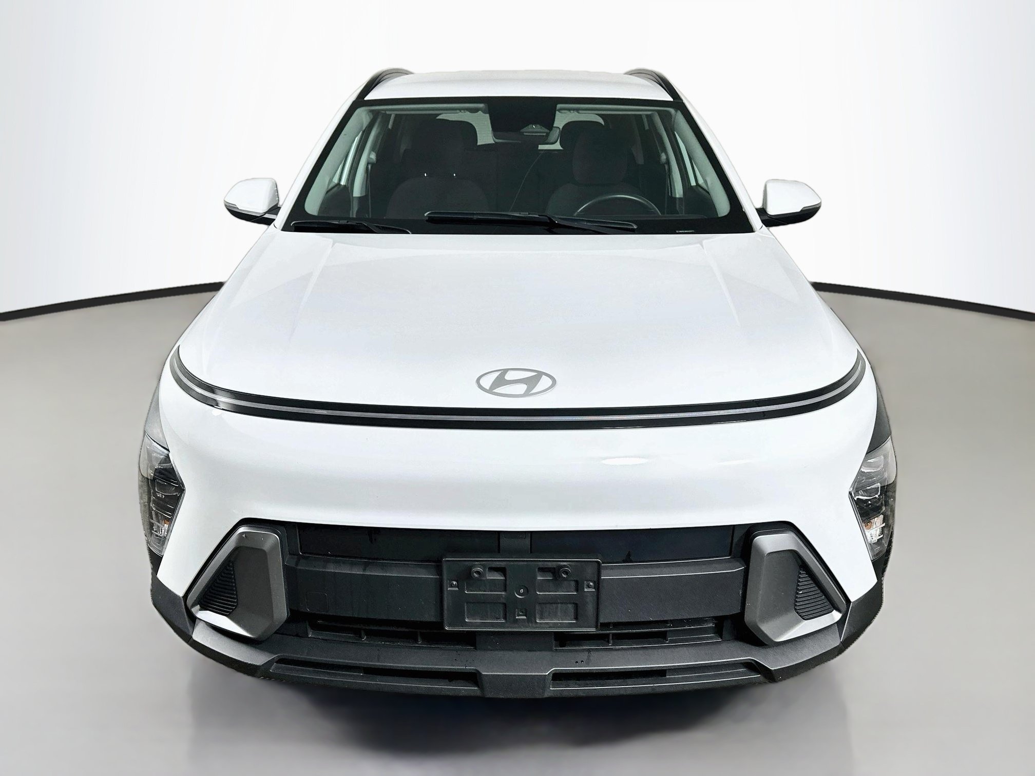 Certified 2025 Hyundai Kona SEL AWD/4WD image 2