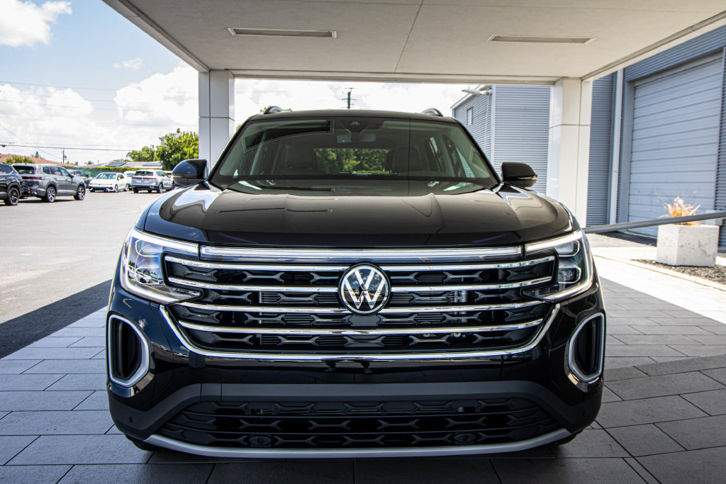 New 2026 Volkswagen Atlas SE FWD image 8