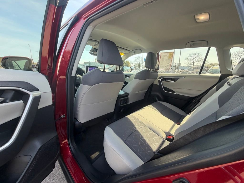 Used 2023 Toyota RAV4 XLE image 26