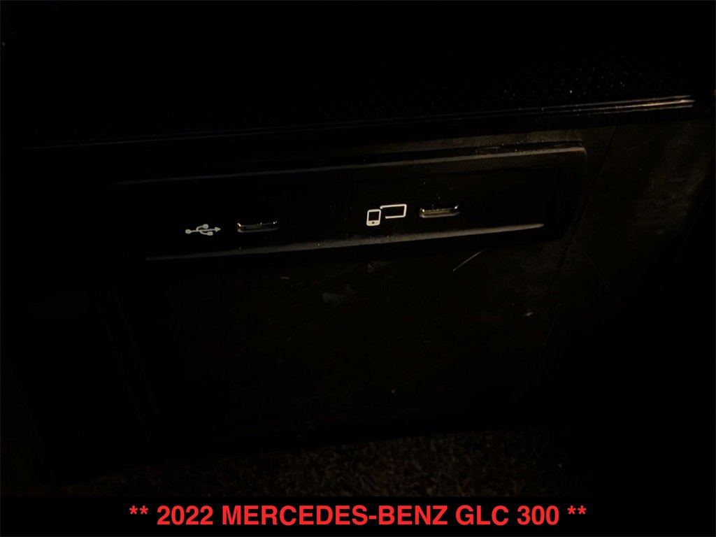 Used 2022 Mercedes-Benz GLC 300 4MATIC image 24
