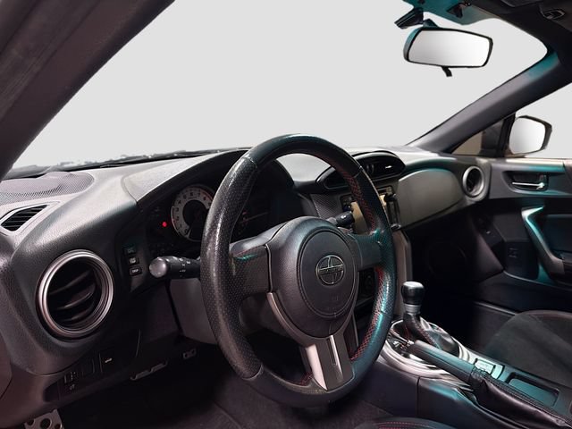 Used 2015 Scion FR-S RWD image 6