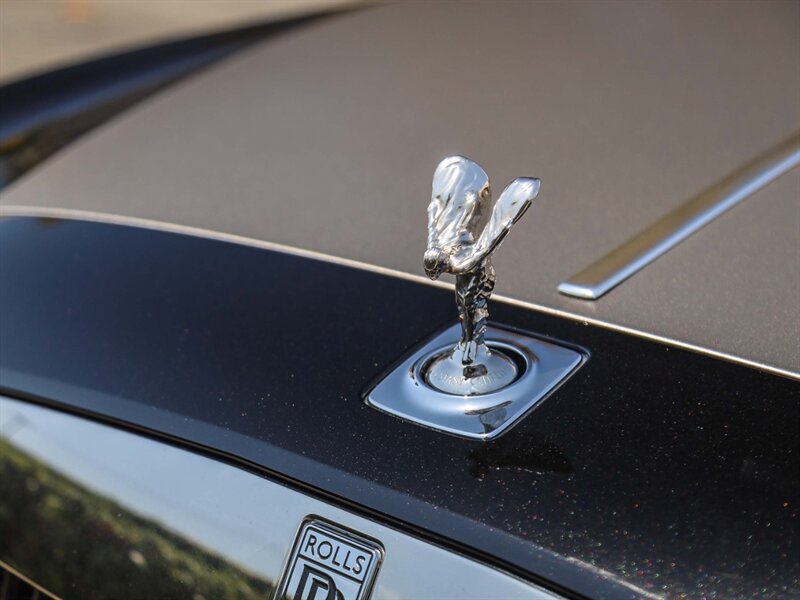 Used 2012 Rolls-Royce Ghost RWD image 12