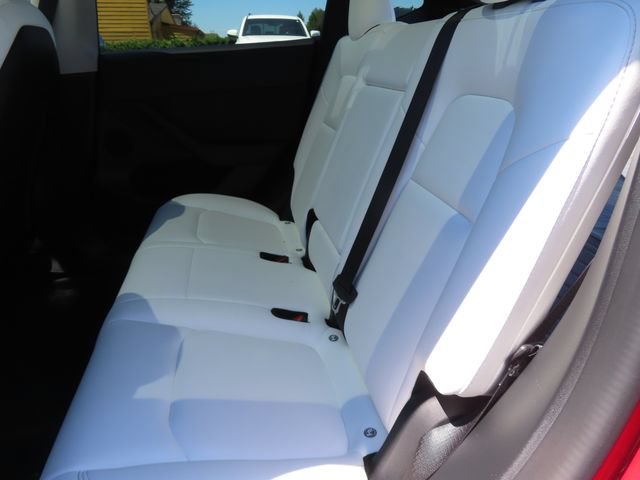 Used 2022 Tesla Model Y Performance AWD/4WD image 23