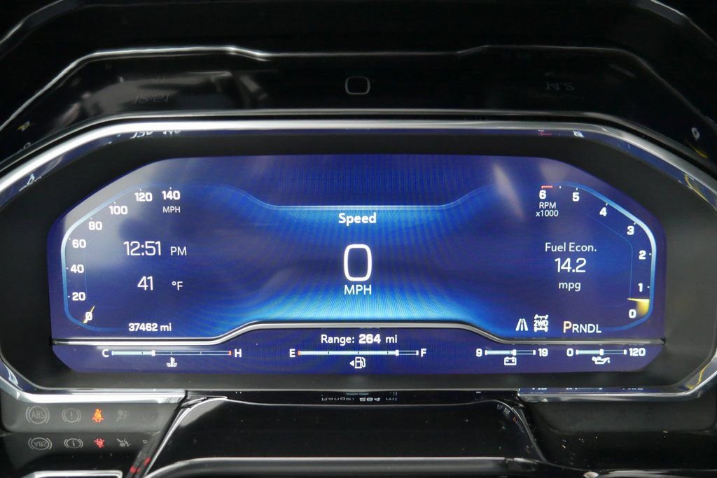 Used 2025 Chevrolet Silverado 1500 LT image 15