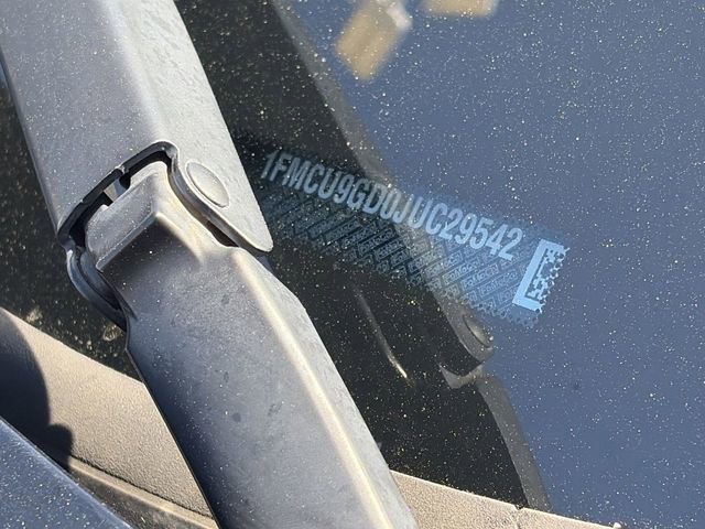 Used 2018 Ford Escape SE w/ SE Sport Appearance Package image 31