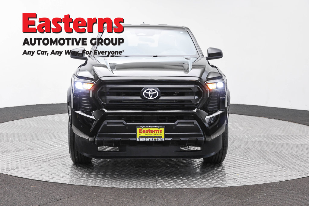 Used 2026 Toyota Tacoma SR w/ SR Upgrade Package RWD image 4