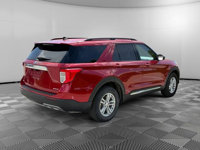 Used 2022 Ford Explorer XLT w/ Equipment Group 202A AWD/4WD image 5