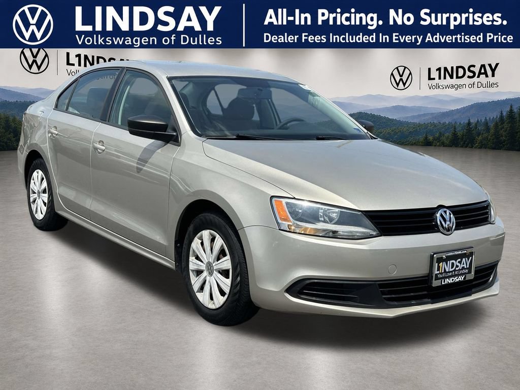 Used 2013 Volkswagen Jetta S FWD image 1