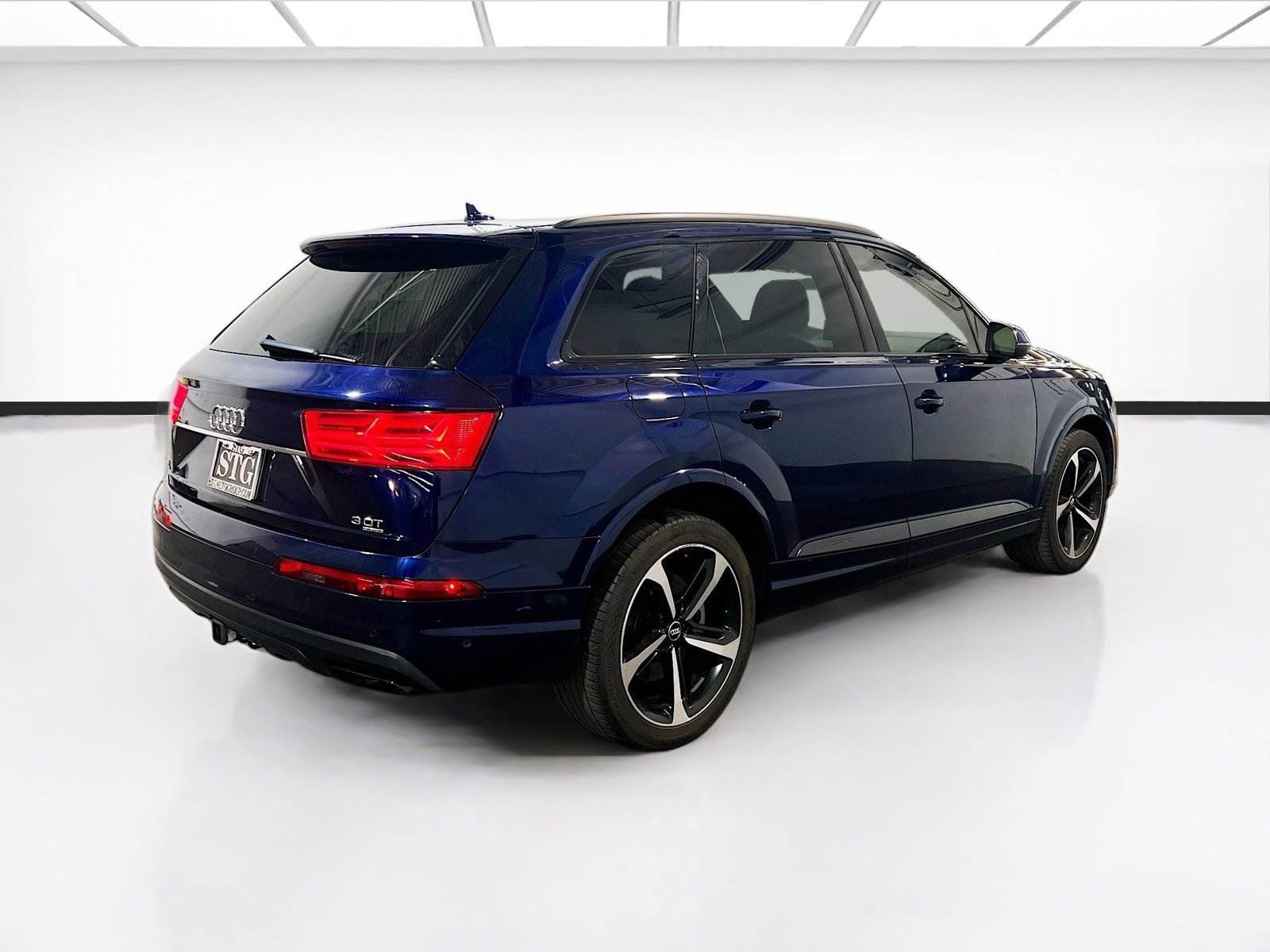 Used 2019 Audi Q7 3.0T Prestige w/ Prestige Package image 4